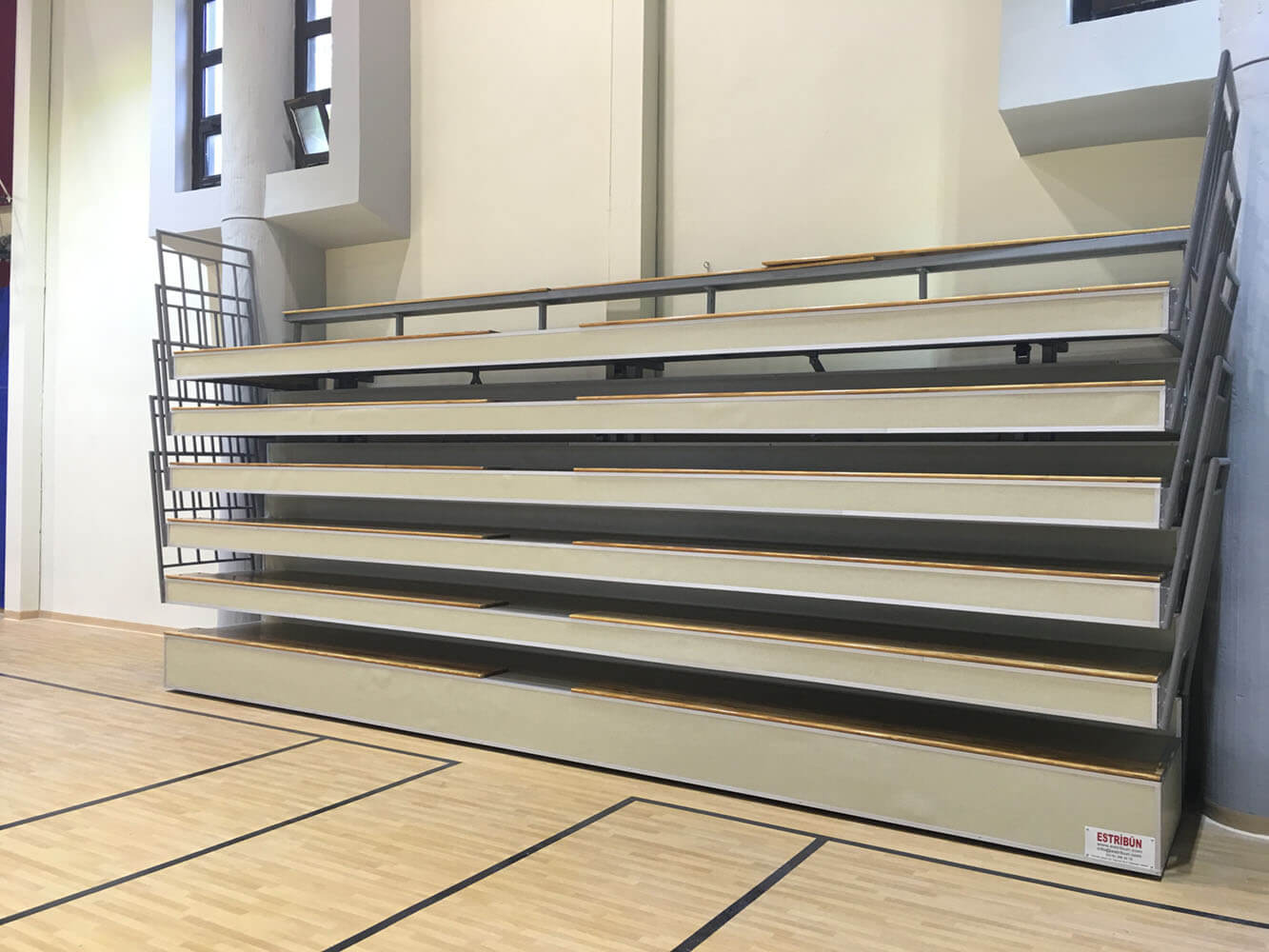 ROBERT L�SES� (KOLEJ�) TELESKOP�K TR�B�N �MALATI